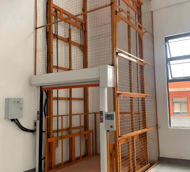 临沧升降货梯是特种设备码